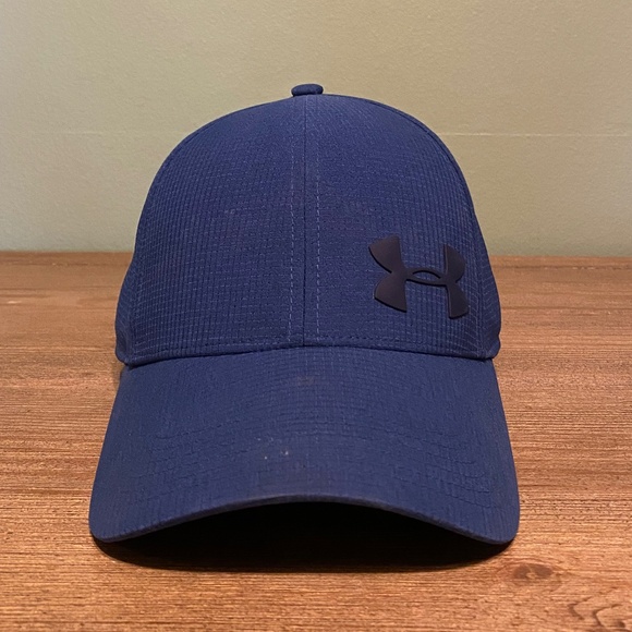 Under Armour Baseball Hat - Picture 1 of 4